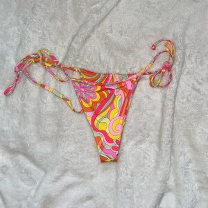 Frankie’s Bikinis Far Out Tia Bottom
